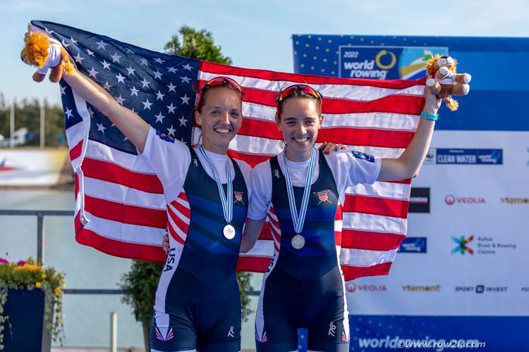 Lanie and Solveig win Silver at 2022 World Championship in Pair